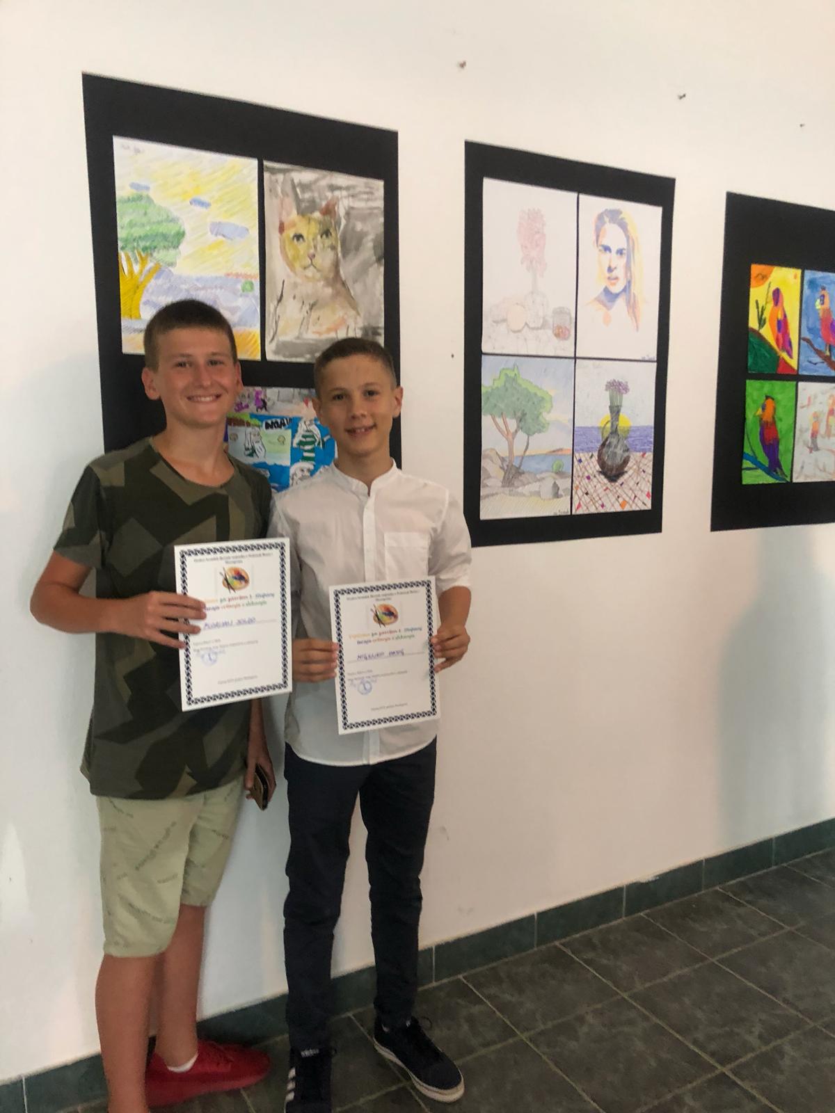 Uručene diplome polaznicima 1. stupnja tečaja crtanja i slikanja