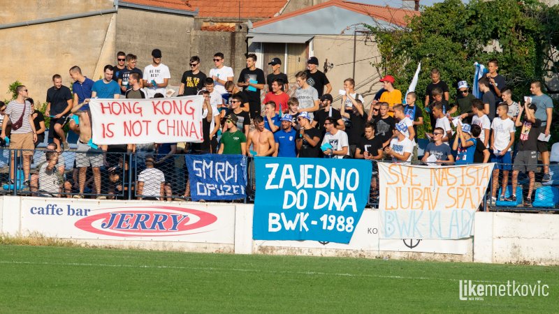 Kinezi došli s transparentom ‘Mi volimo Hrvatsku’, domaći ih dočekali s ‘Hong Kong nije Kina’