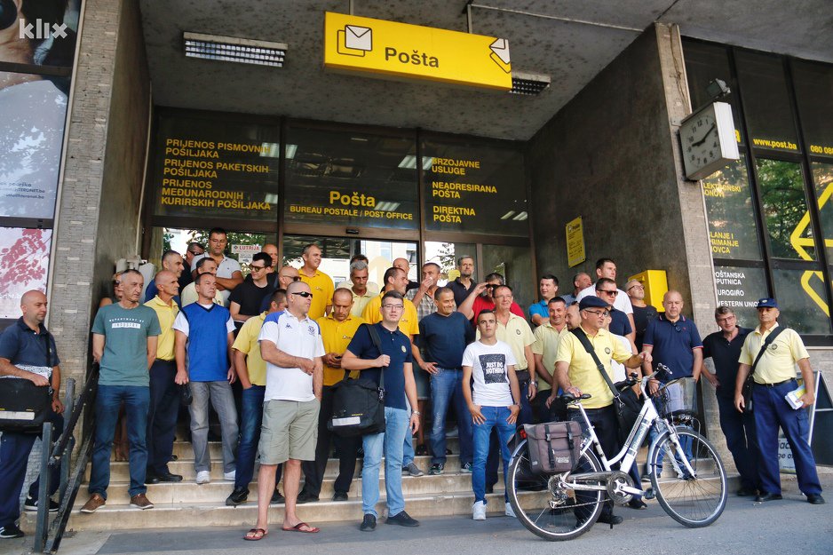 Štrajk uposlenika HP Mostar: Osnovni razlog su male plaće, a višestruko je povećan opseg posla