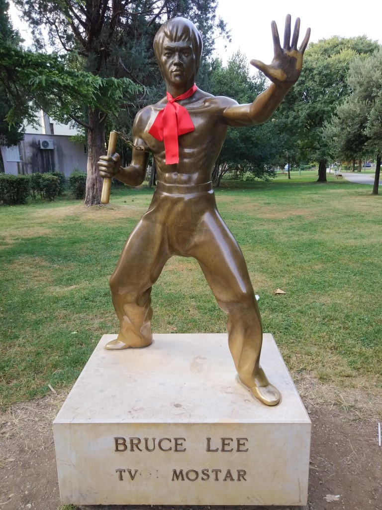 U Mostaru obilježen Svjetski dan kravate