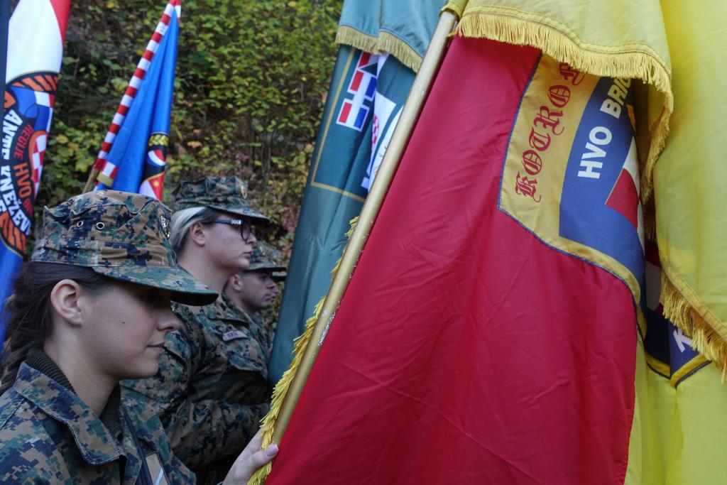 FOTO: Brojni sudionici na Molitvenom danu za Domovinu na Bobovcu