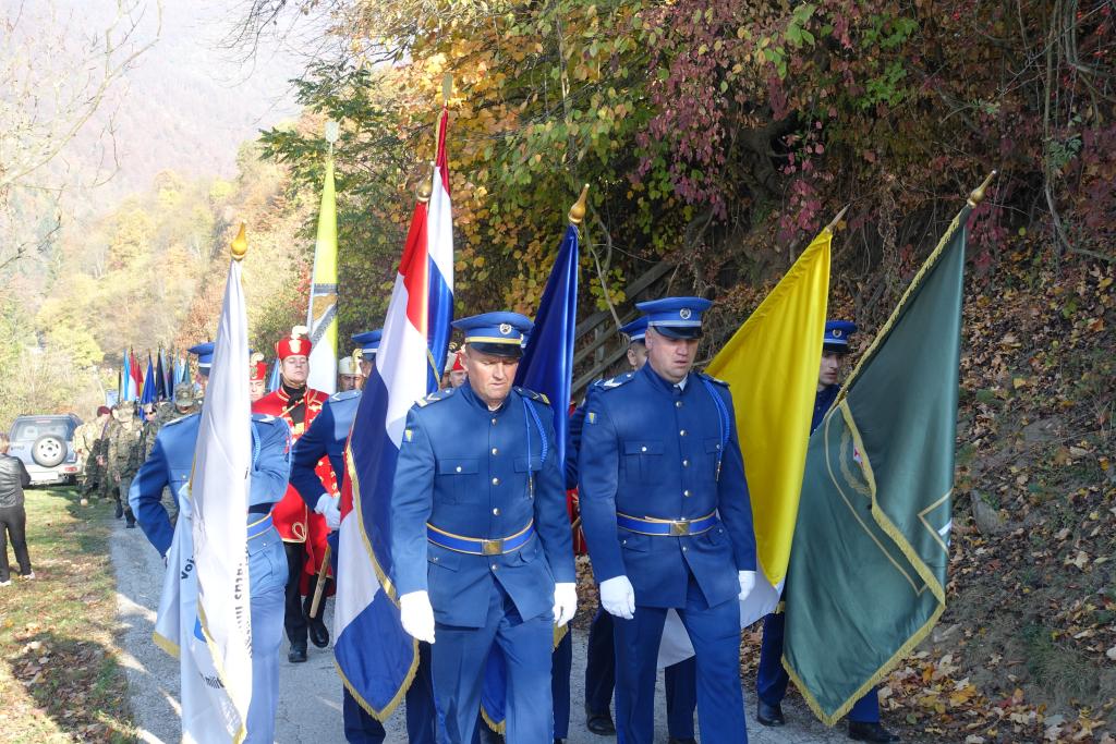 FOTO: Brojni sudionici na Molitvenom danu za Domovinu na Bobovcu