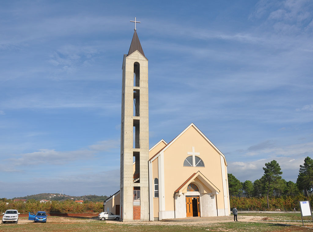 U subotu blagoslov crkve i đakonsko ređenje u Bobanovu Selu