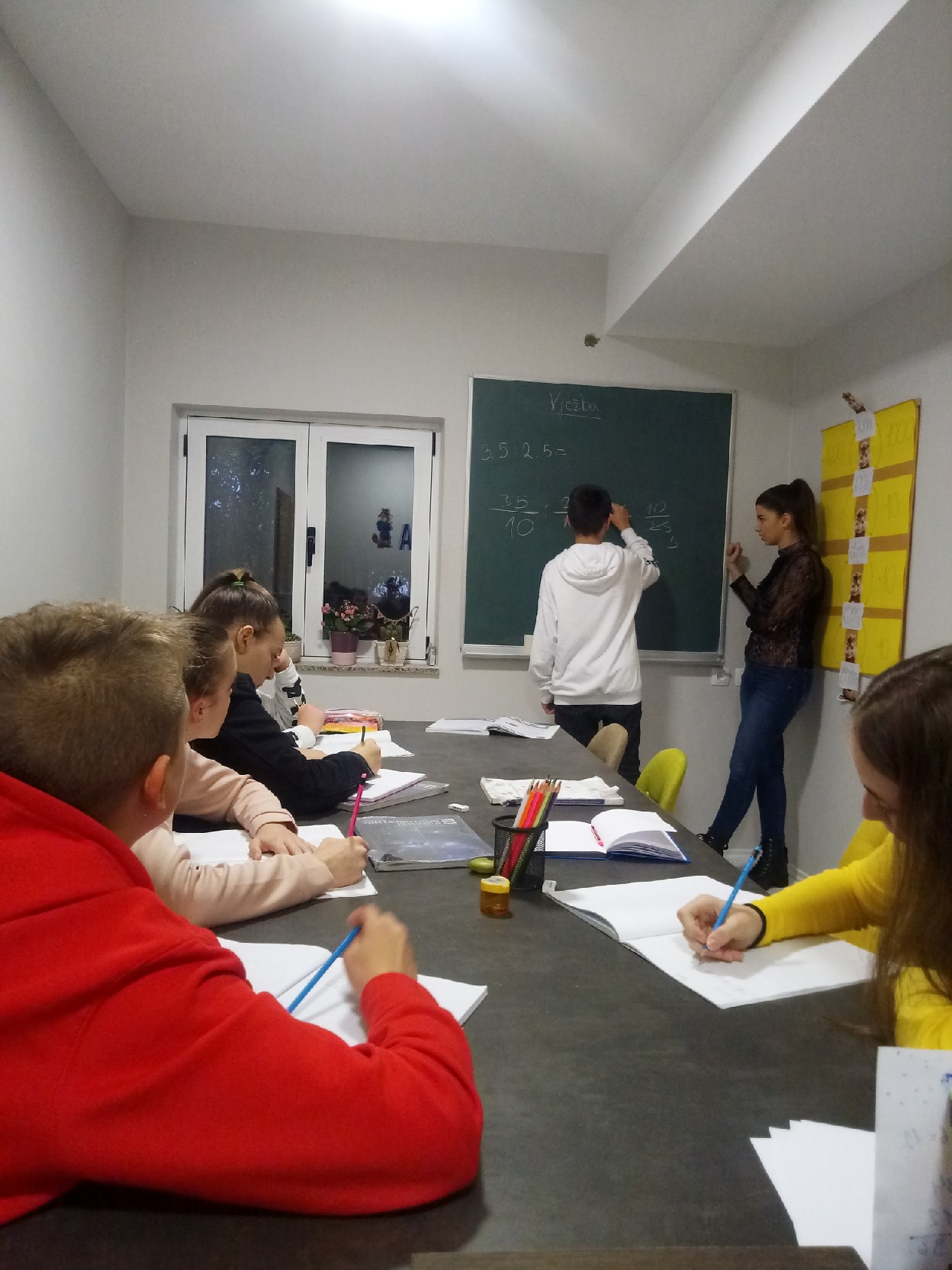 Studentice Marija i Martina žele razbiti predrasude da je matematika preteška i neshvatljiva