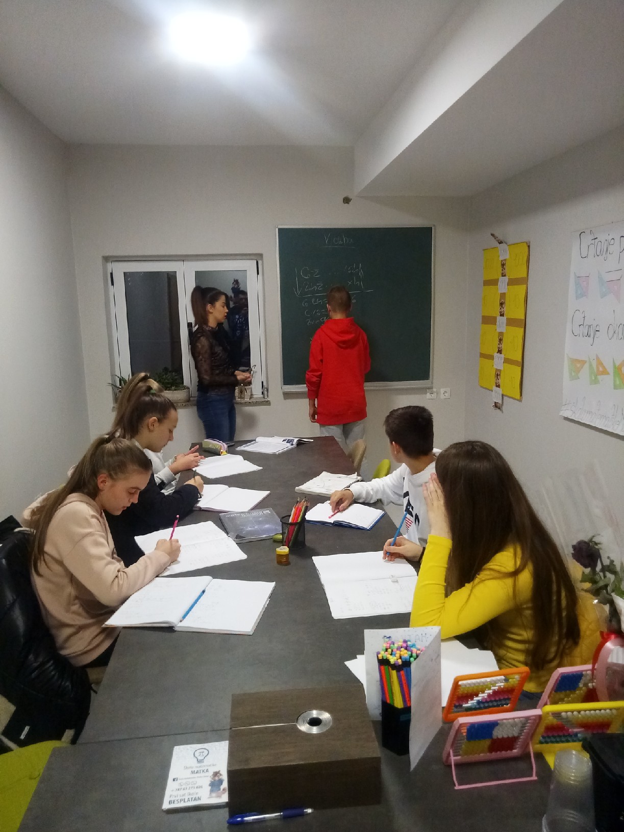 Studentice Marija i Martina žele razbiti predrasude da je matematika preteška i neshvatljiva