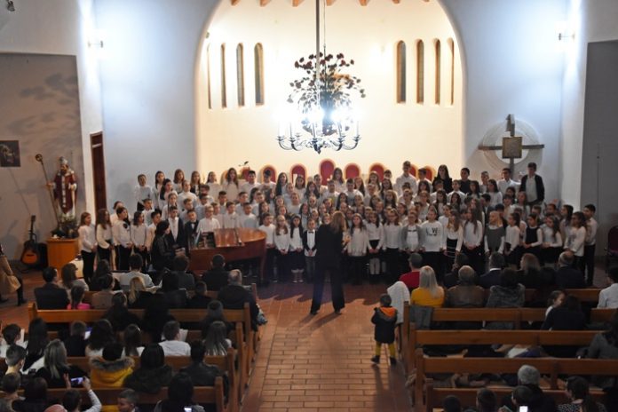 OGŠ Brotnjo održala Adventski koncert