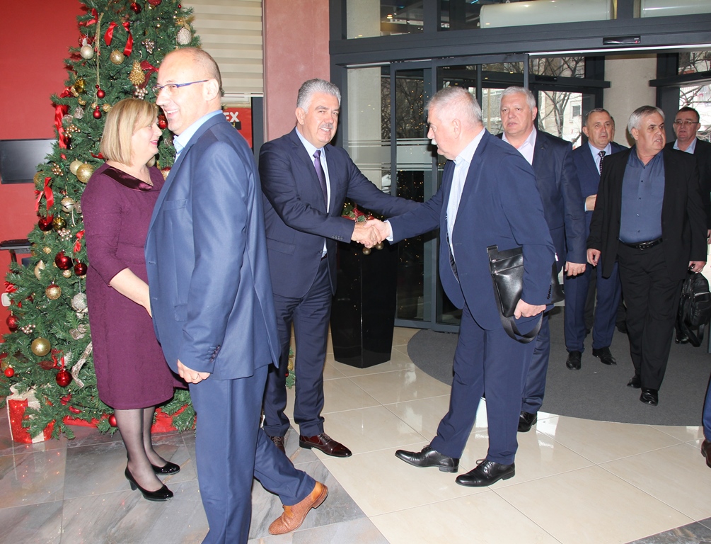 Upriličen Božićno-novogodišnji susret