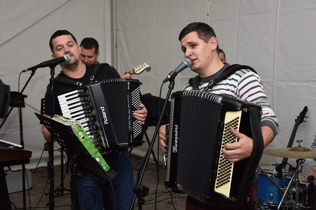 U Čitluku se održava Božićni sajam “Ususret Božiću”