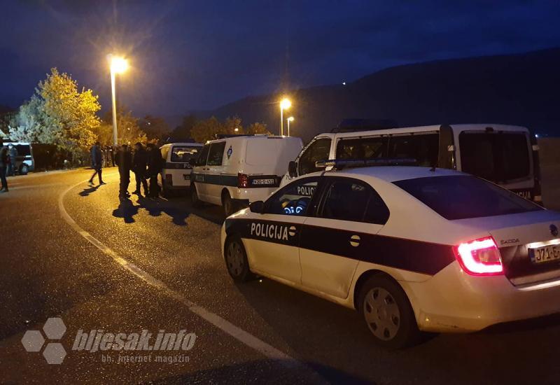 Policija krenula u deblokadu deponije Uborak