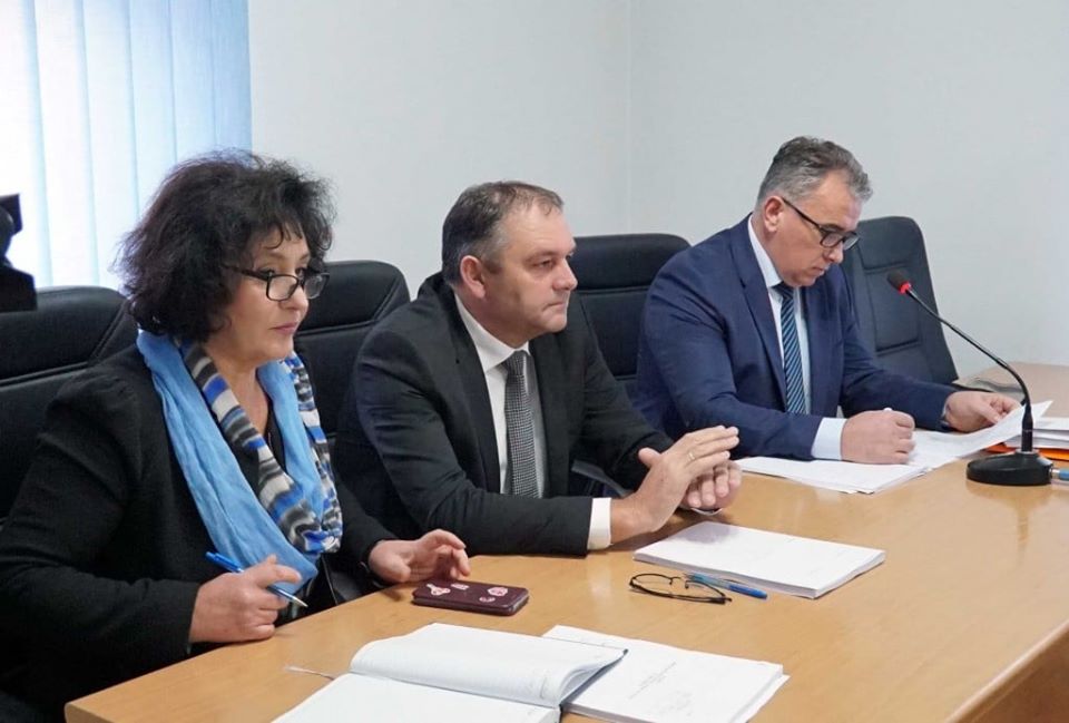 Martinović: Treba razmotriti mogućnost izdvajanja sredstava za nabavku besplatnih udžbenika