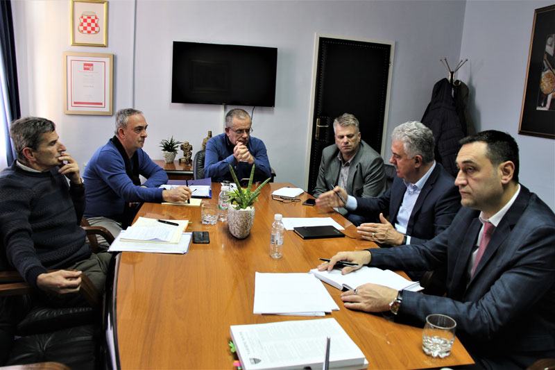 Što su dogovorili Vlada HNŽ-a i predstavnici sindikata uposlenih u osnovnom obrazovanju