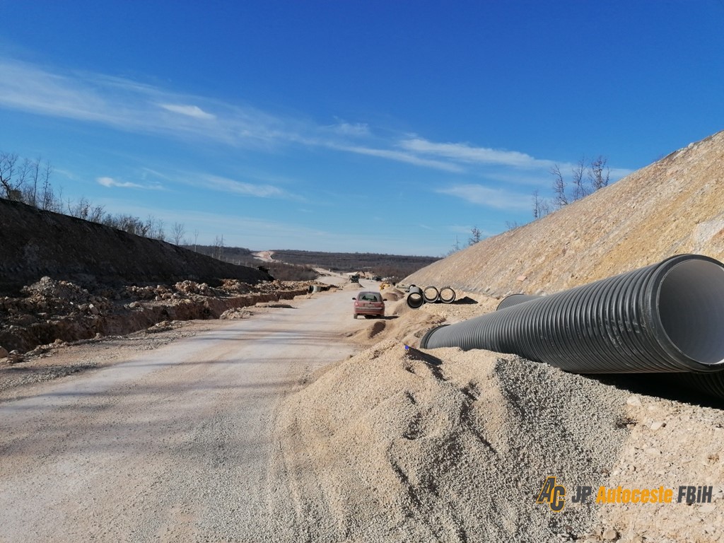 Završava se montaža asfaltne baze na poddionici Buna – Počitelj