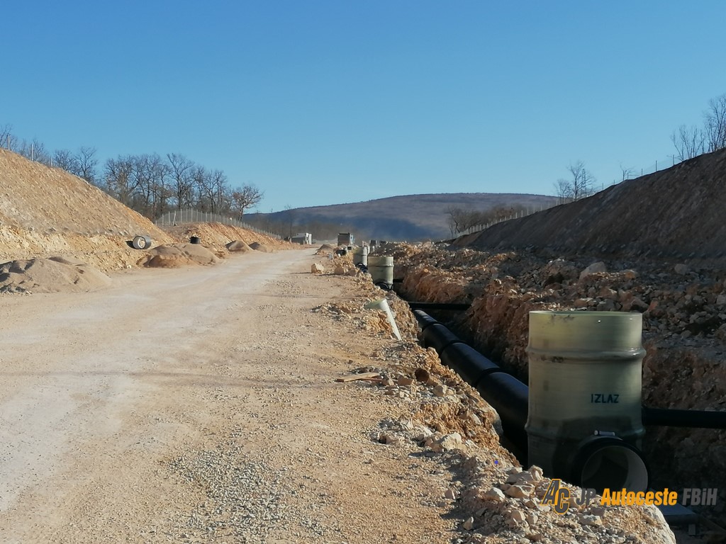 Završava se montaža asfaltne baze na poddionici Buna – Počitelj