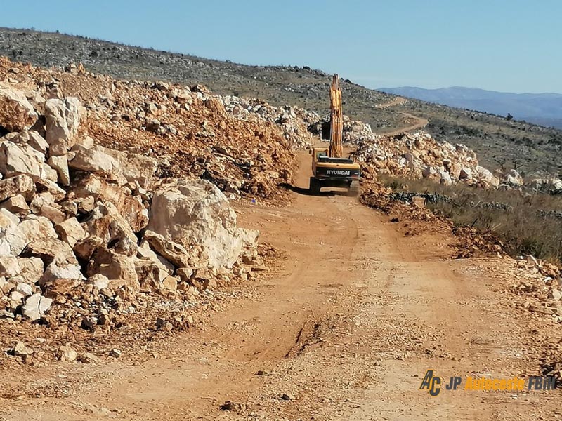 FOTO: Pogledajte kako napreduju radovi na izgradnji autoceste od Zvirovića prema Počitelju