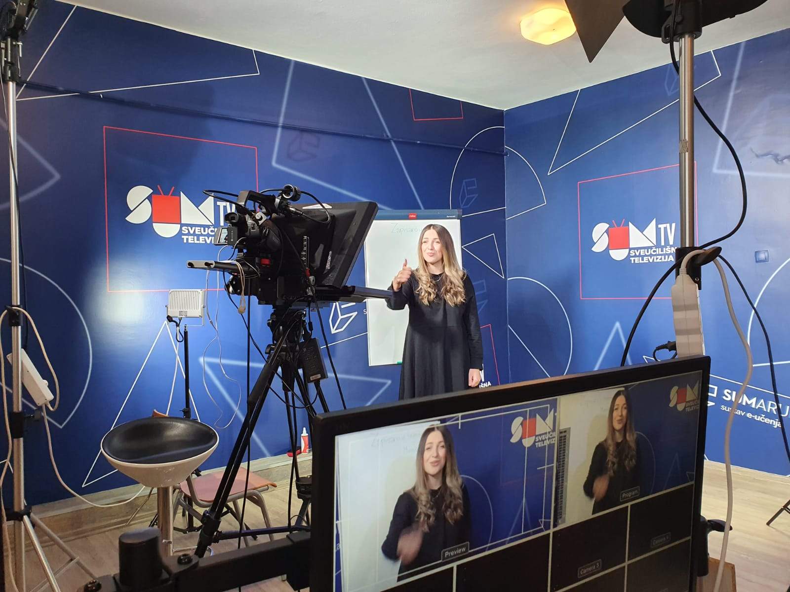 SUM: Užurbano se radi na izgradnji dva nova, u potpunosti opremljena televizijska studija