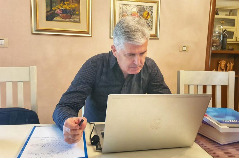 HDZ osuđuje pokušaje dezinformiranja javnosti izmišljanjem nepostojećih kriza ili blokada pri nabavi testova za otkrivanje korona virusa i druge zdravstvene opreme