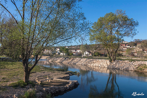 Dan planete Zemlje: Uz obalu rijeke Trebižat