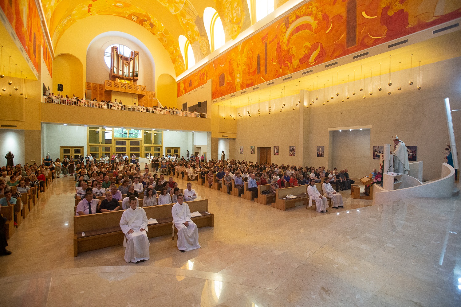 Za svećenike zaređeni fra Zlatko Ćorić, fra Renato Galić, fra Stipe Rotim i fra Lovro Šimić