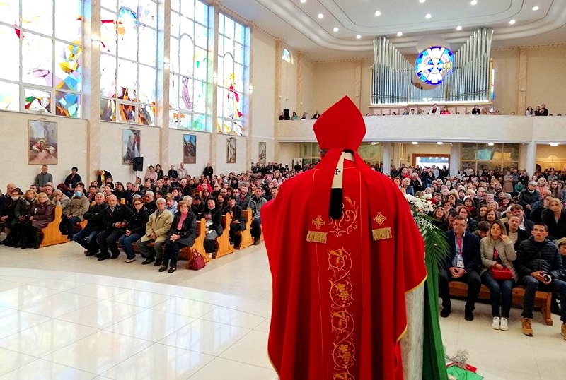 Kardinal Vinko Puljić priznao Statut Katoličkoj karizmatskoj obnovi u Duhu Svetom BiH