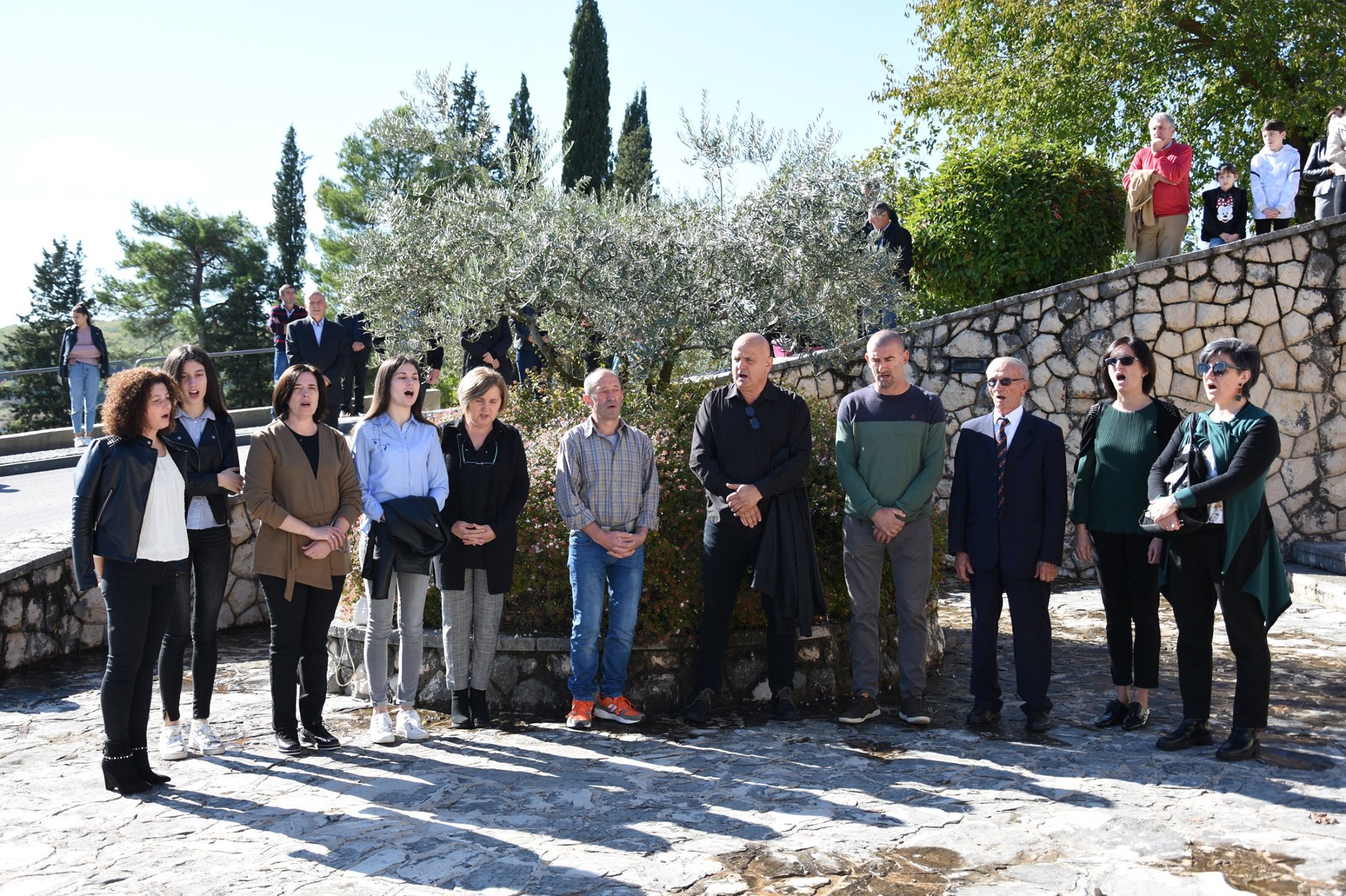 Žrtvama palim za slobodu župljani župe Čerin odali zasluženu počast