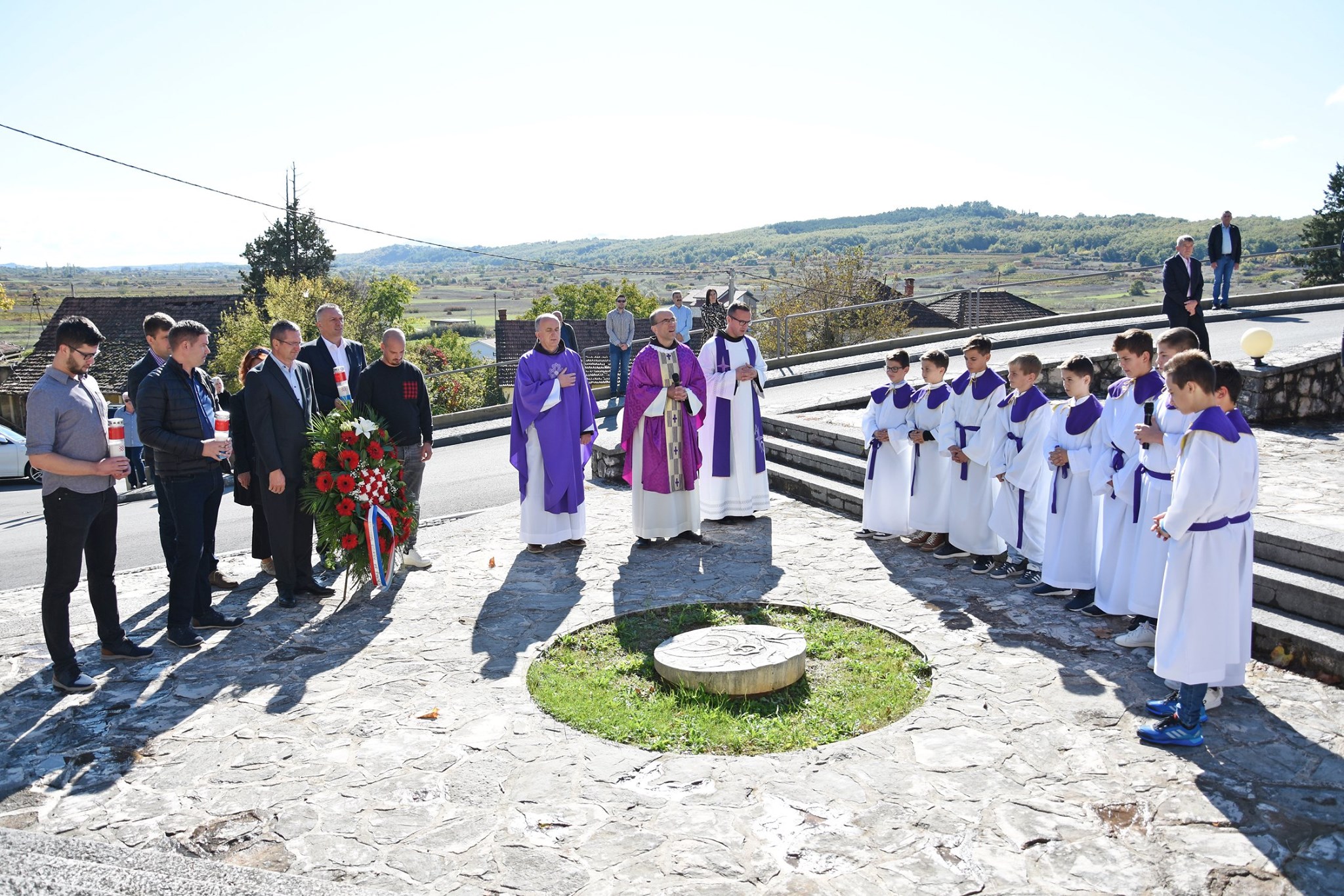 Žrtvama palim za slobodu župljani župe Čerin odali zasluženu počast