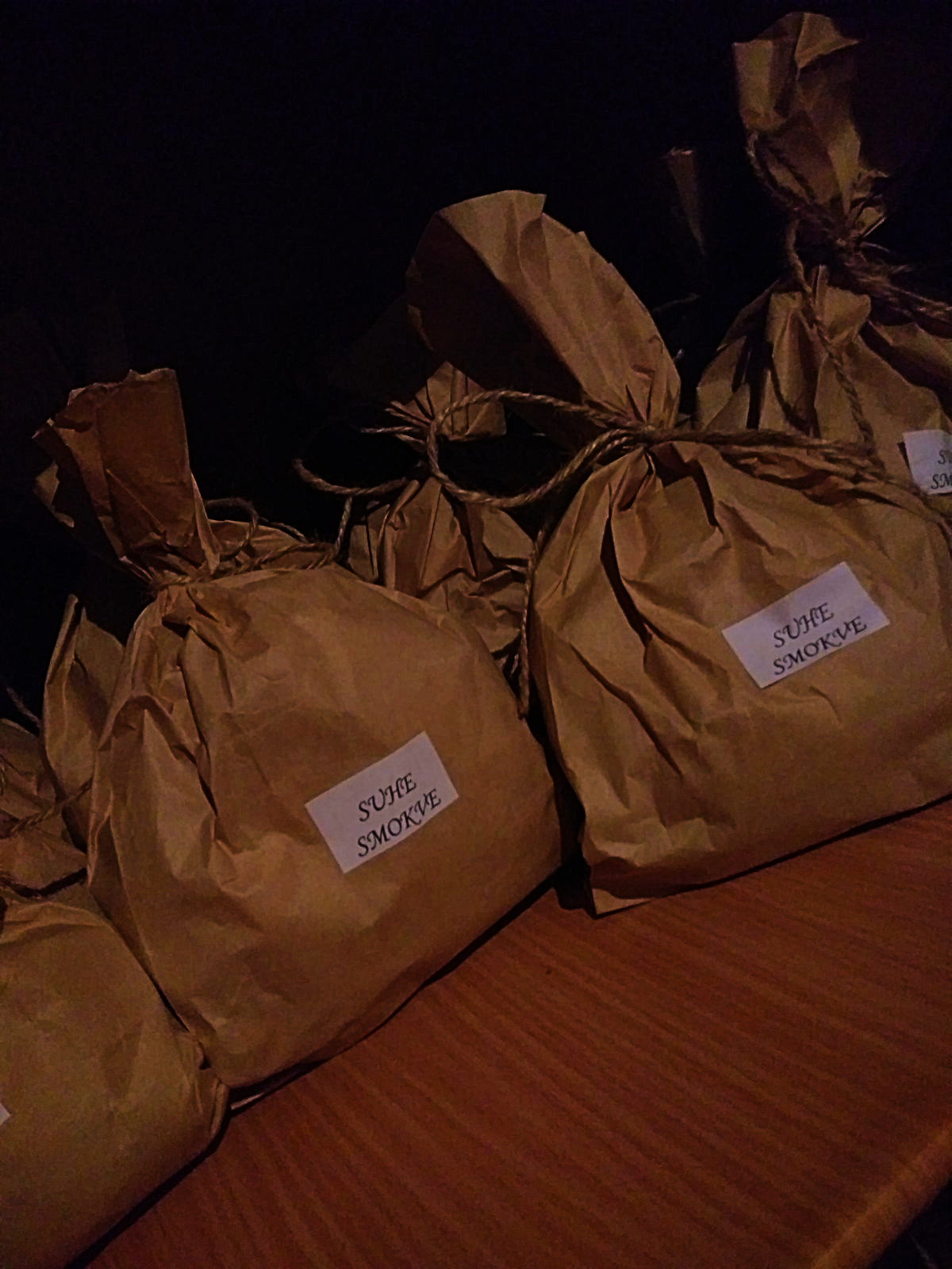 OPG Bašča: Pekmez od grožđa, suhe smokve, ćupter, maslinovo ulje, vino, rakija…