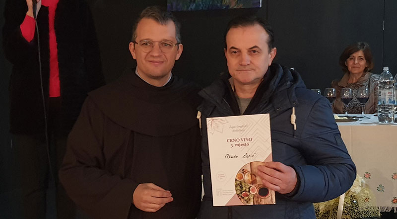 FOTO: U Gradnićima održano drugo po redu kušanje mladog vina