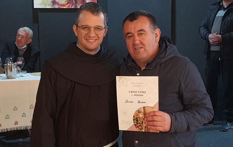 FOTO: U Gradnićima održano drugo po redu kušanje mladog vina