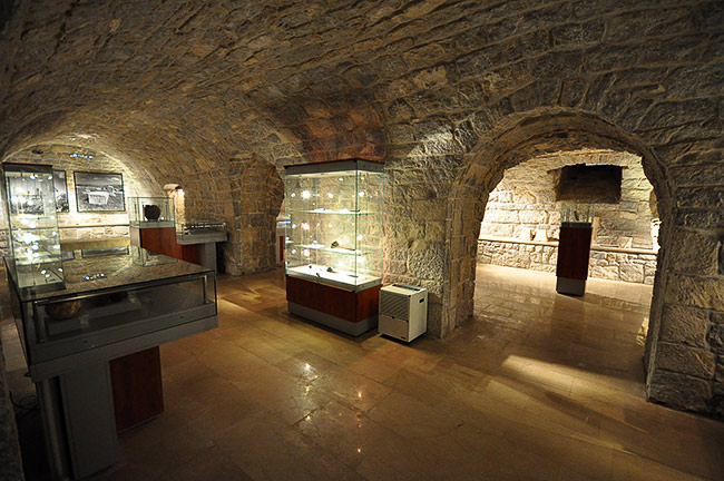 Noć muzeja: Večeras možete besplatno posjetiti Arheološki muzej na Humcu