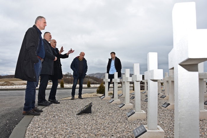 Dogovoreno postavljanje prvih križeva za žrtve s područja općine Čitluk na Groblju mira