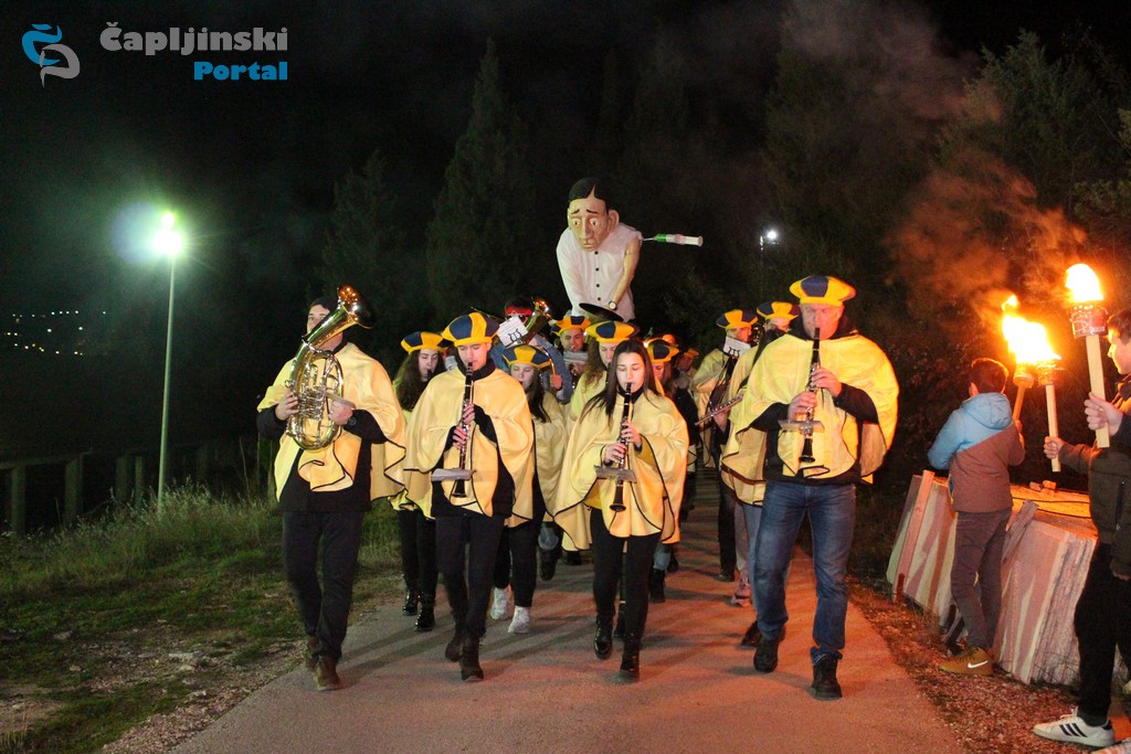 FOTO | Spaljivanjem Marka Krnjevala završeni Pokladni dani Trebižat – Čapljina 2021.