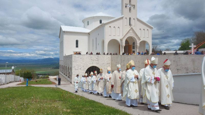 Mons. Križić predslavio misu na Udbini na 76. obljetnicu Bleiburške tragedije