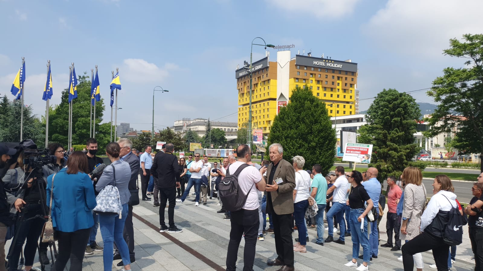 FOTO: U Sarajevu održan prosvjed turističkih djelatnika