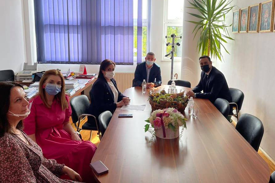 Županijski ministar prosvjete posjetio Srednju školu dr. fra Slavka Barbarića u Čitluku