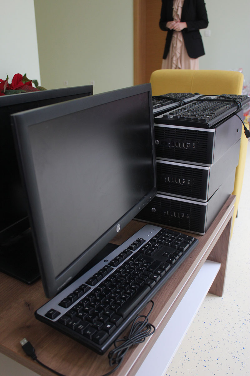 BLAGDANSKO DARIVANJE: HT Eronet obradovao štićenike udruga Susret i Cvijet