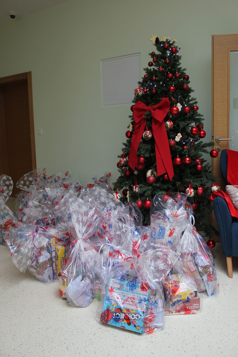 BLAGDANSKO DARIVANJE: HT Eronet obradovao štićenike udruga Susret i Cvijet