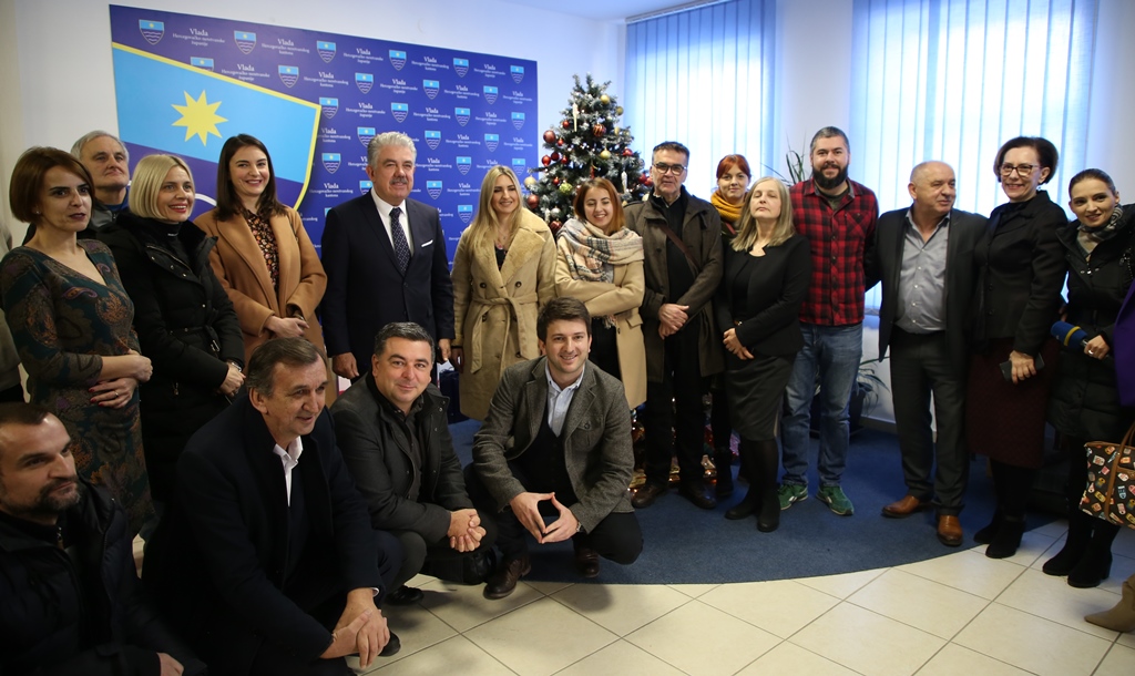 Povodom božnićno-novogodišnjih blagdana u Vladi HNŽ upriličen prijem za predstavnike medija