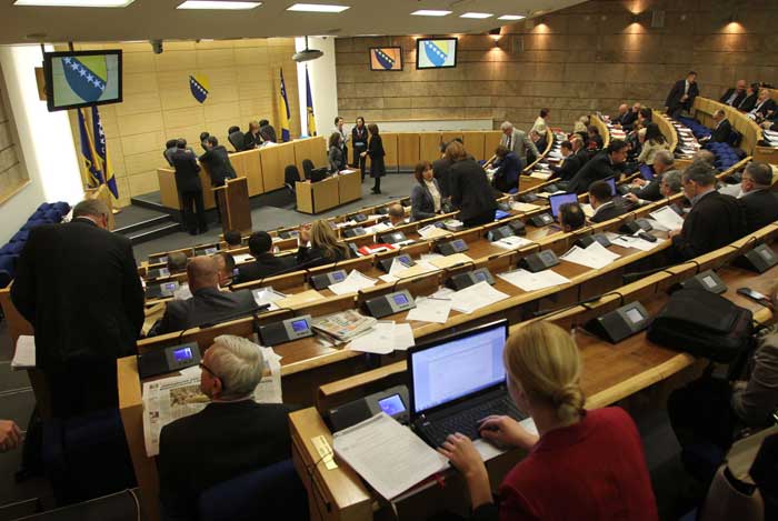 Umirovljenci ih prozvali: Tko je blokirao povećanje mirovina u Domu naroda Parlamenta FBiH