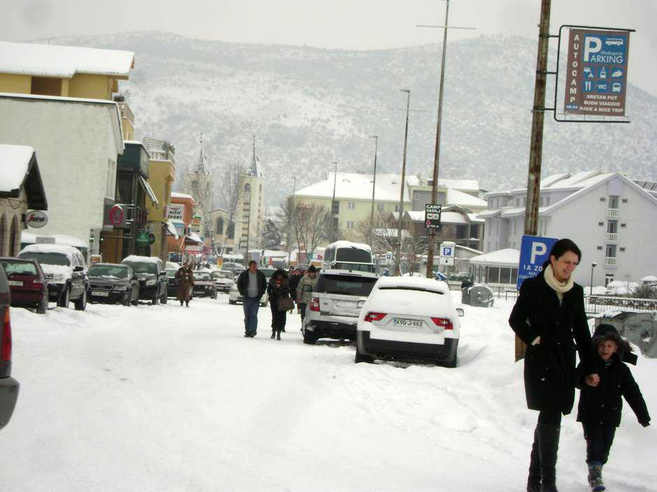 FOTO: Prošlo je 10 godina od velikog snijega koji je paralizirao Hercegovinu