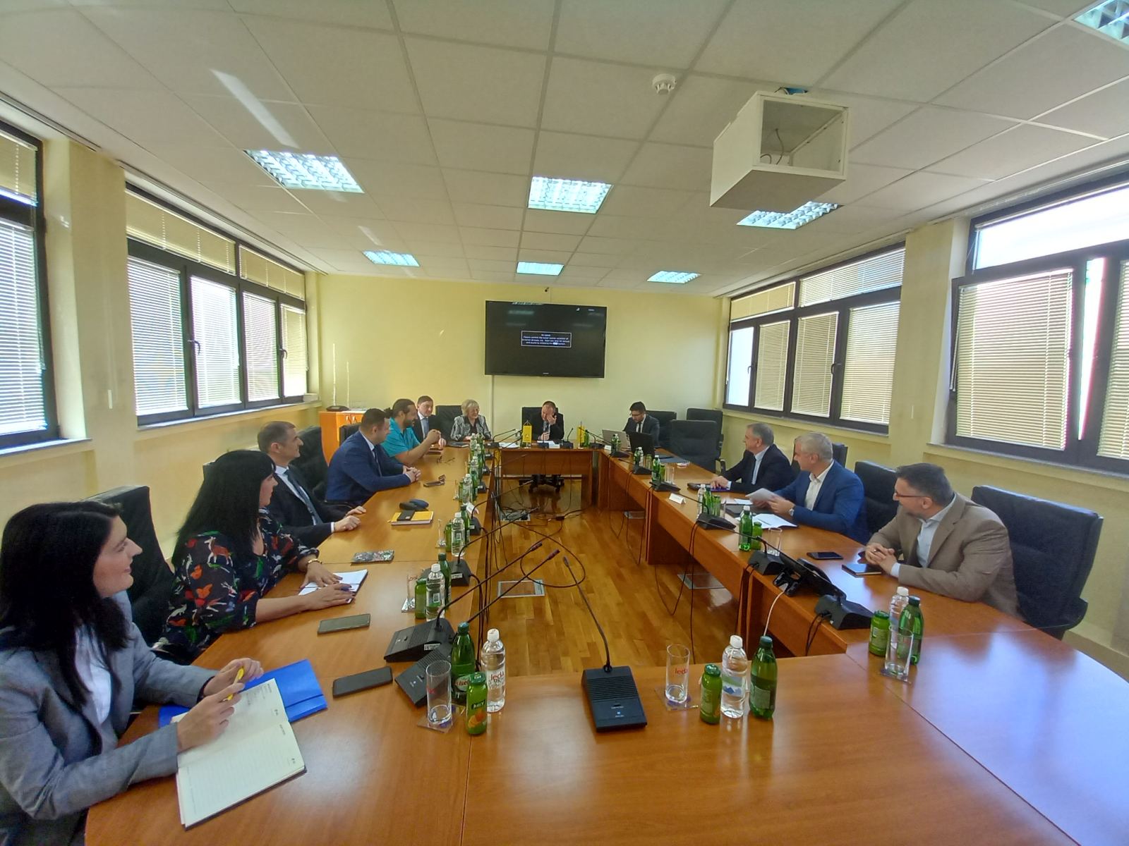 Sastanak predstavnika tri javna poštanska operatera BiH i Agencije za poštanski promet BiH u vezi utjecaja inflacije na održivost univerzalne poštanske usluge