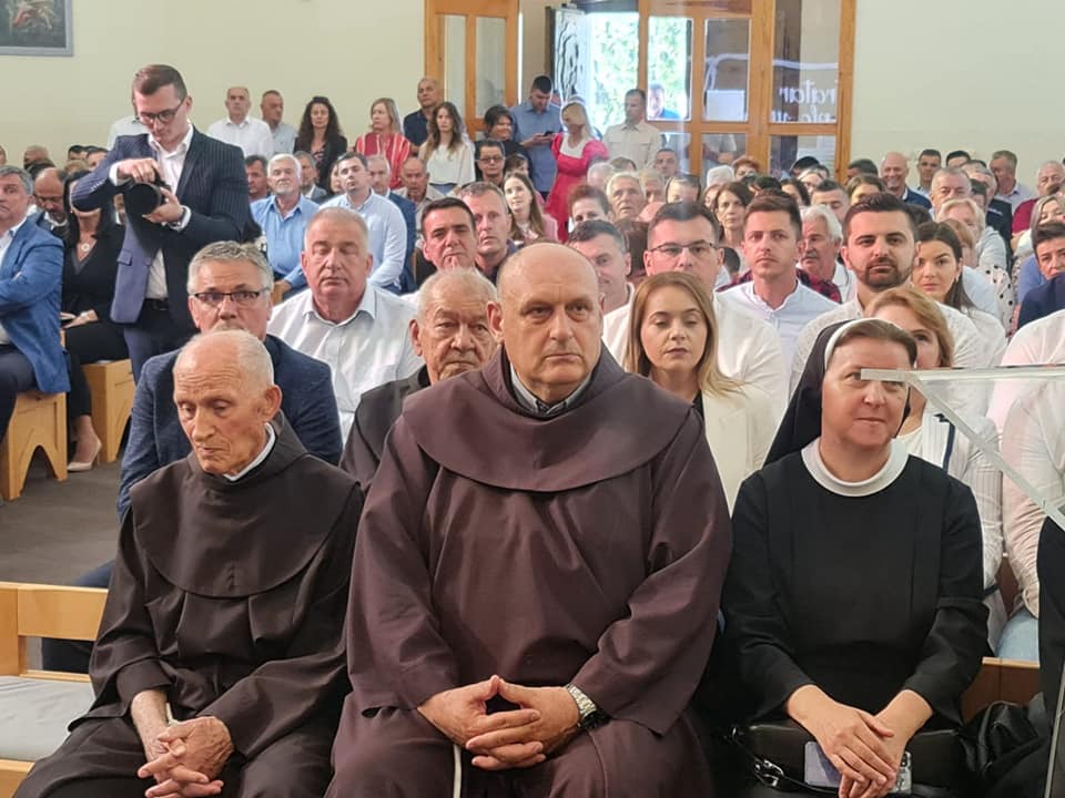 Predstavljena monografija “Fratar i planina” u čast Brotnjaka fra Petra Krasića