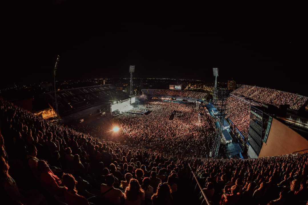 Povijest je ispisana! Vatrena duhovna čestitka Rođendana Crkve na Maksimiru zapalila 50 000 posjetitelja koncerta ‘Progledaj srcem’