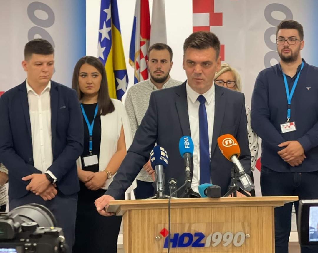 HDZ 1990 uoči izbora raspustio nekoliko općinskih odbora!