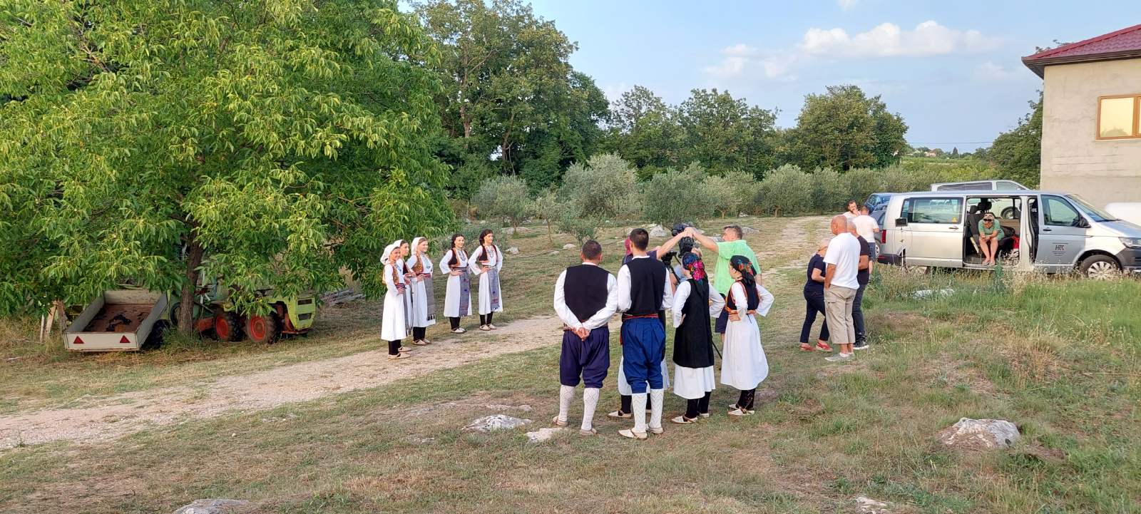 Uz aktivnu pripremu Međunarodne večeri folklora HKUD sv. Marko Vionica svakodnevno aktivan u brojnim projektima