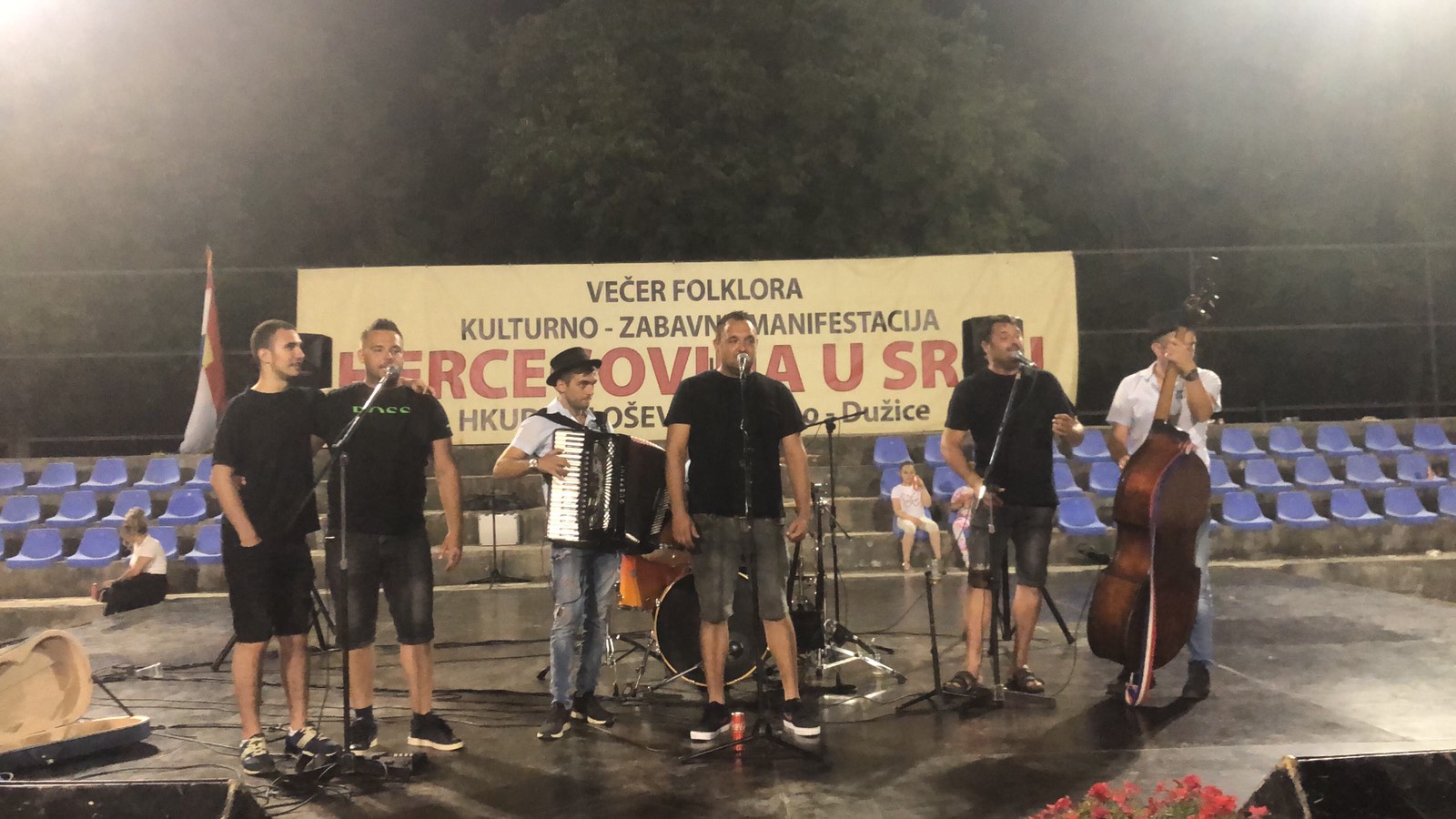 Uz aktivnu pripremu Međunarodne večeri folklora HKUD sv. Marko Vionica svakodnevno aktivan u brojnim projektima