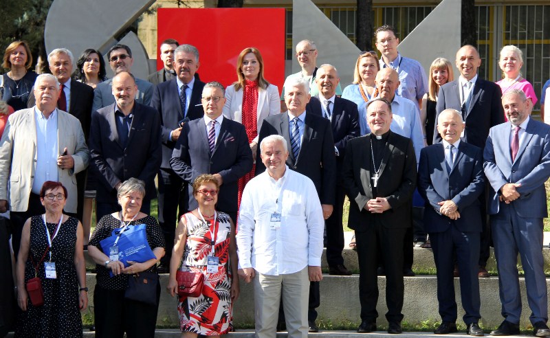 Peti hrvatski iseljenički kongres otvoren u Mostaru