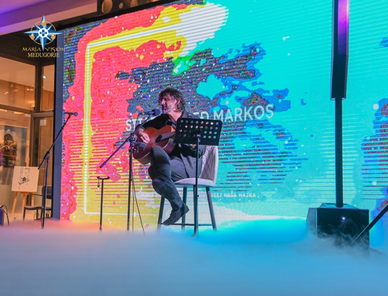 U srcu Međugorja održan koncert “U zagrljaj Majci”