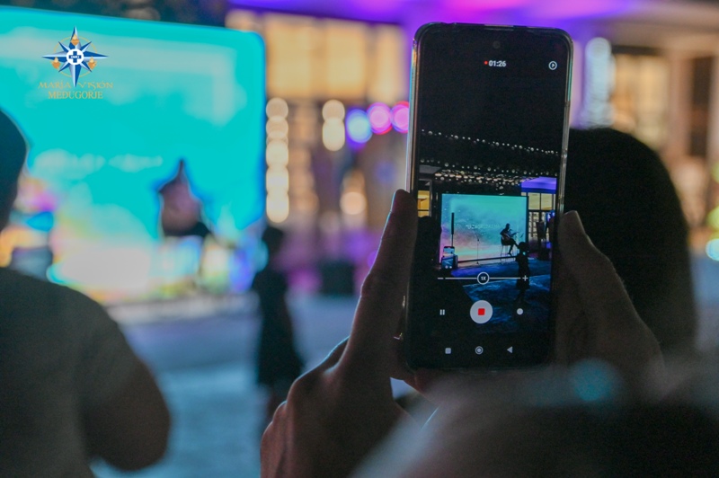 U srcu Međugorja održan koncert “U zagrljaj Majci”