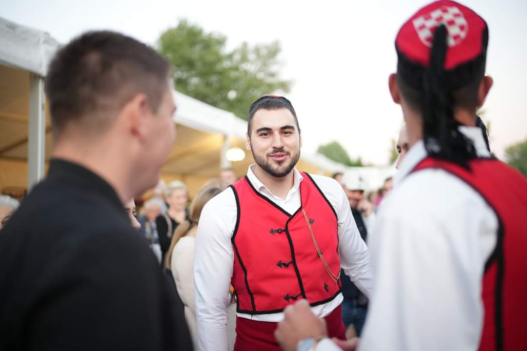 FOTO: Završna večer 67. Dana berbe grožđa – Brotnjo 2022.