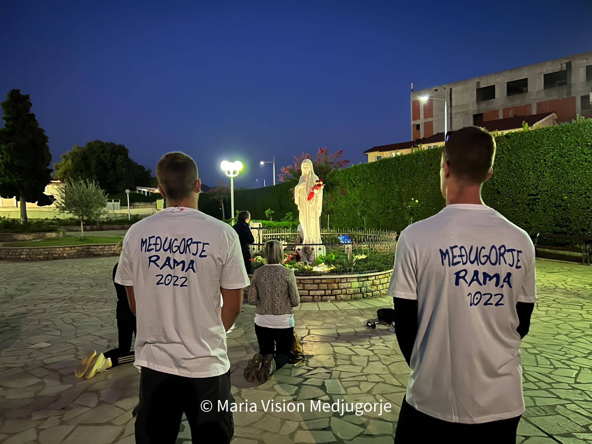 Hodočasnici iz Brotnja pješice krenuli u Ramu na proslavu blagdana Male Gospe